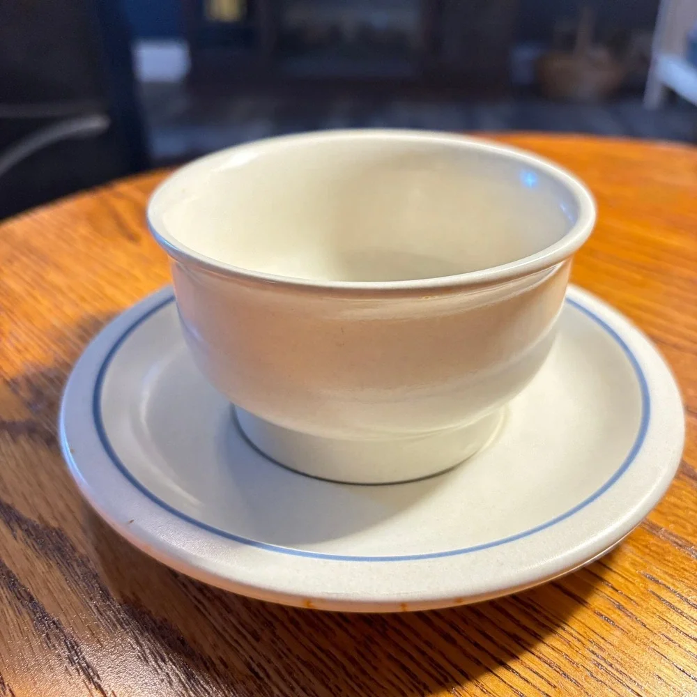 Pfaltzgraff Yorktowne Blue Floral Stoneware Tea Cup and Saucer Set Vintage 7-1
